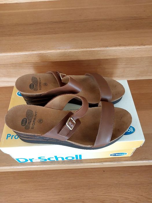 Buty 39 Scholl klapki skórzane damskie