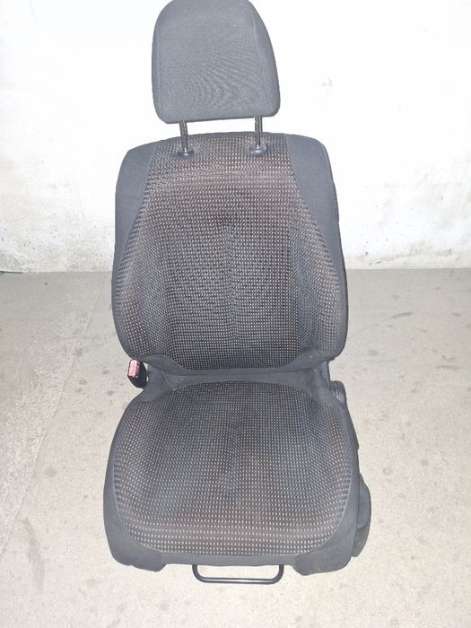 Fotele Citroën c4 cupe
