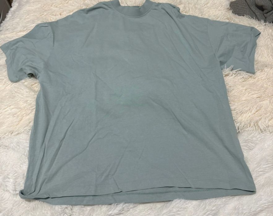 T-shirt oversize mietowy
