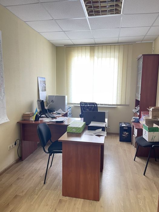 Продаж комерційного приміщення Київ. Святошинський район Берковець
