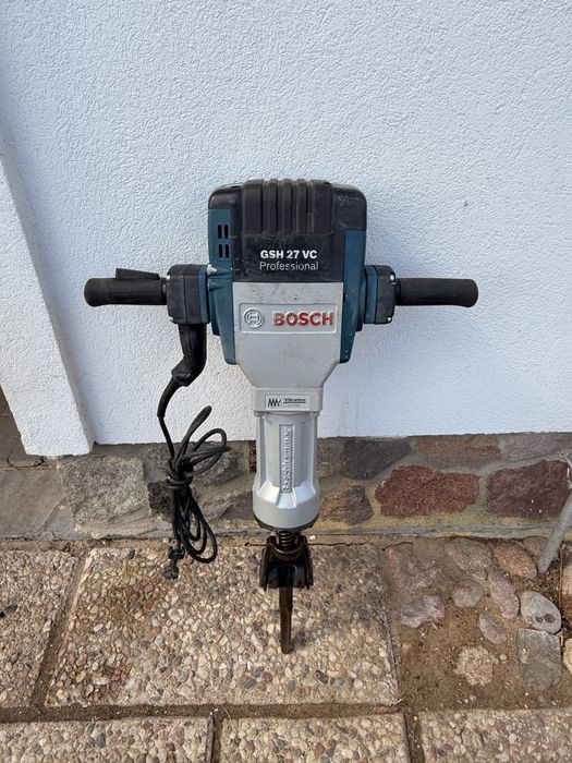 Młot wyburzeniowy BOSCH GSH 27VC