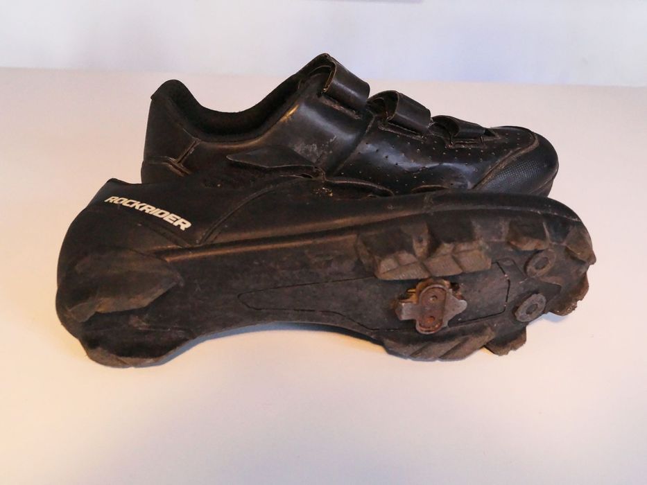 Sapatos de BTT Rockrider XC n.º 42 com cleats Shimano, em bom estado