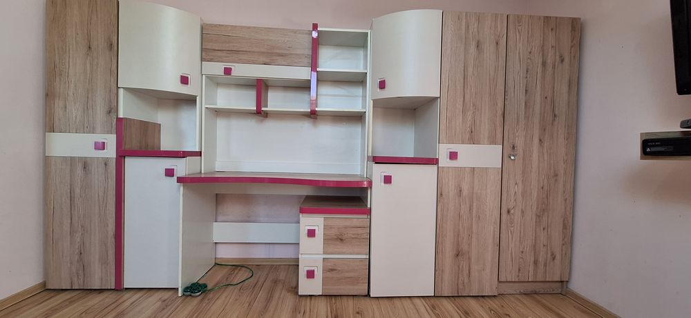 Meblościanka młodzieżowa