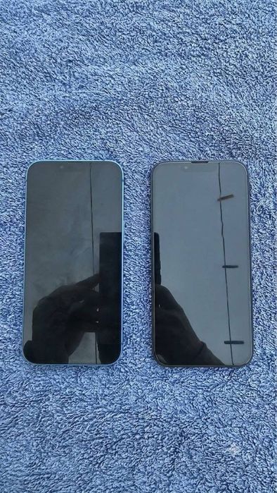 Iphone 13 256GB azul e preto