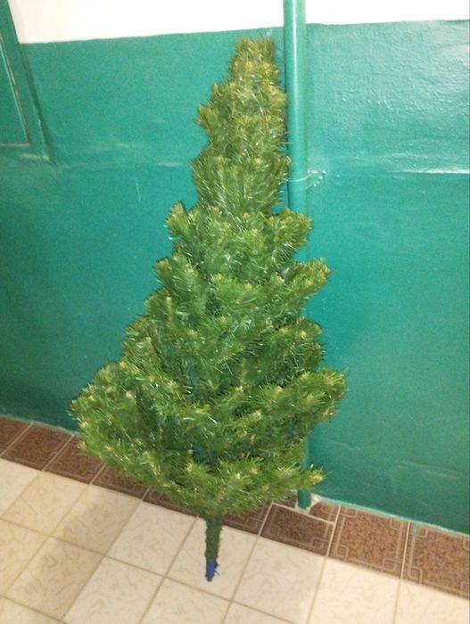 Штучна ялинка 140см
