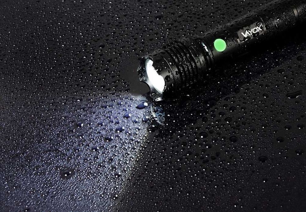 MOCNA Latarka taktyczna LED akumulatorowa WODOODPORNA ZOOM usb-c