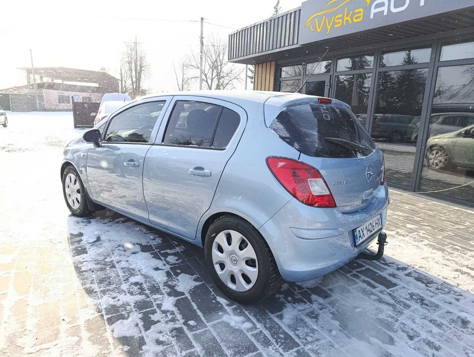 Опель корса  дизель, мкп6ст