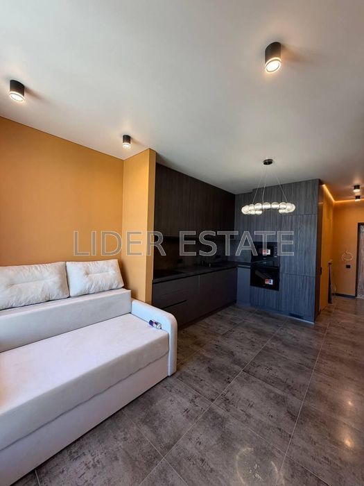 Продам 1,5 кімн. квартиру 43 м² у ЖК KRONA house, Ужгород, 9/9 пов. Забронюй зараз!