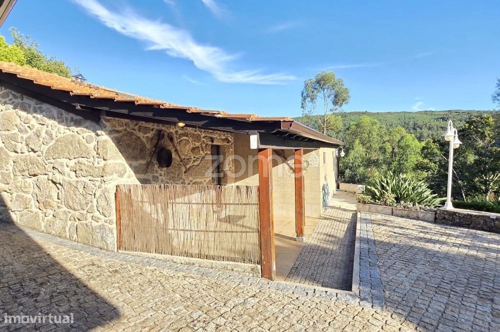 Moradia T3 com Piscina em Nevogilde, Vila Verde