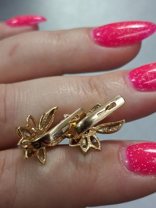 Золотые серьги 585 золоті сережки