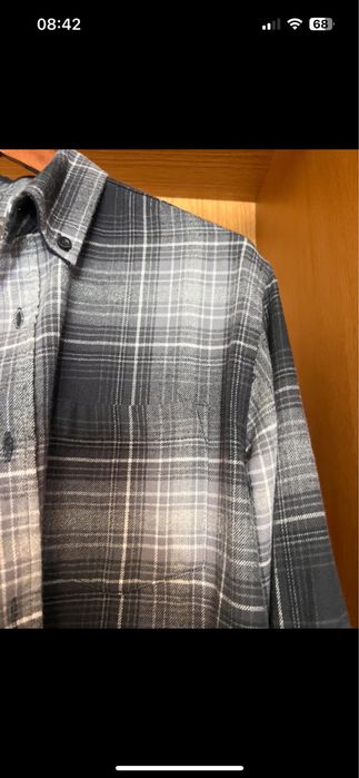 Camisa xadrez preta e branca