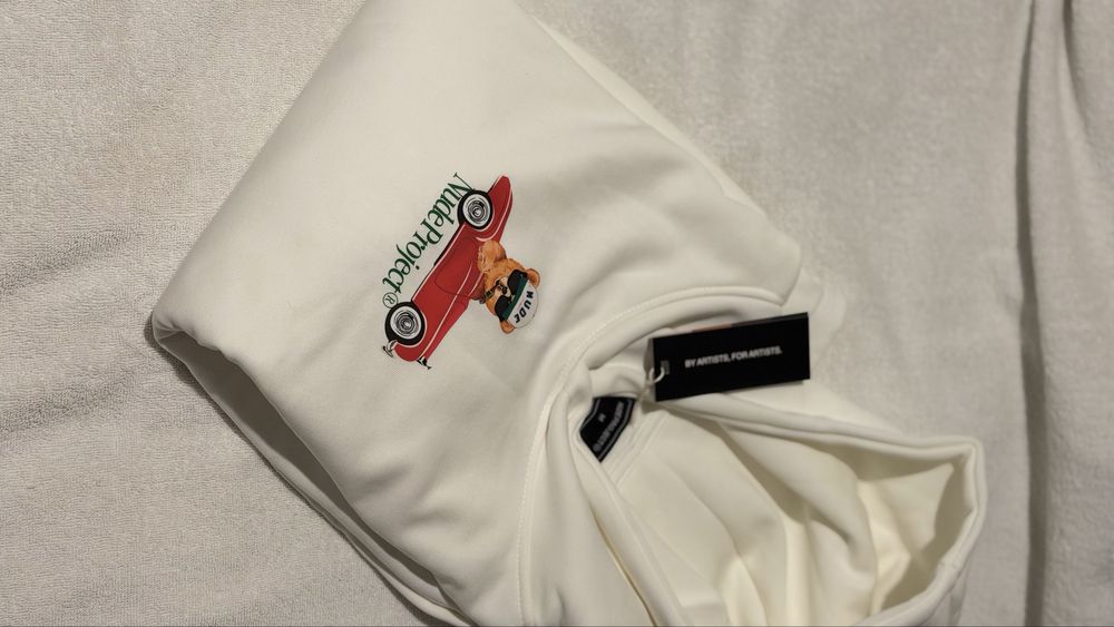 Hoodie Sweat Nude Project