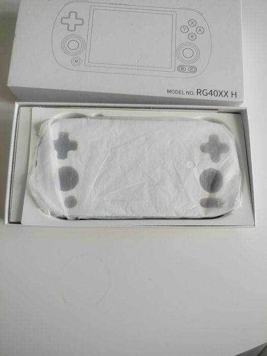 Mini konsola RG40XX H