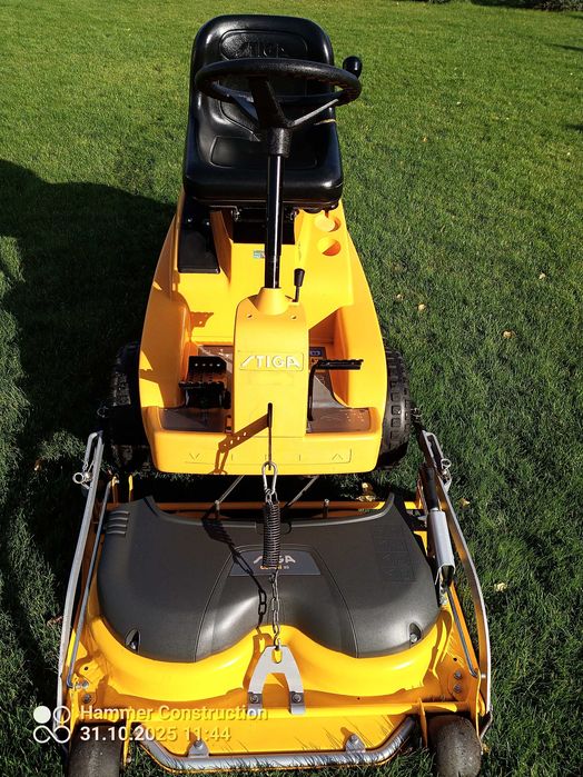 Kosiarka traktorek Stiga Villa Prestige