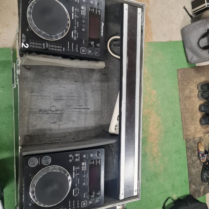 CDJ 350 Pioneer 2 sztuki, dla Dja. MP 3/CD ,stan BARDZO DOBRY