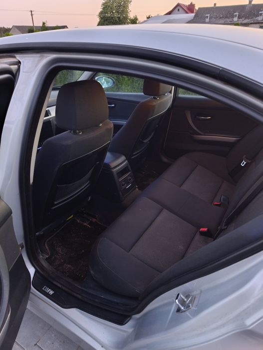 BMW E90 2.0 benzyna plus gaz