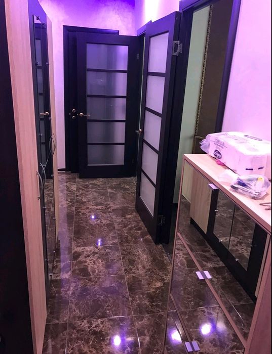 Здається 1км в самому центрі!!!