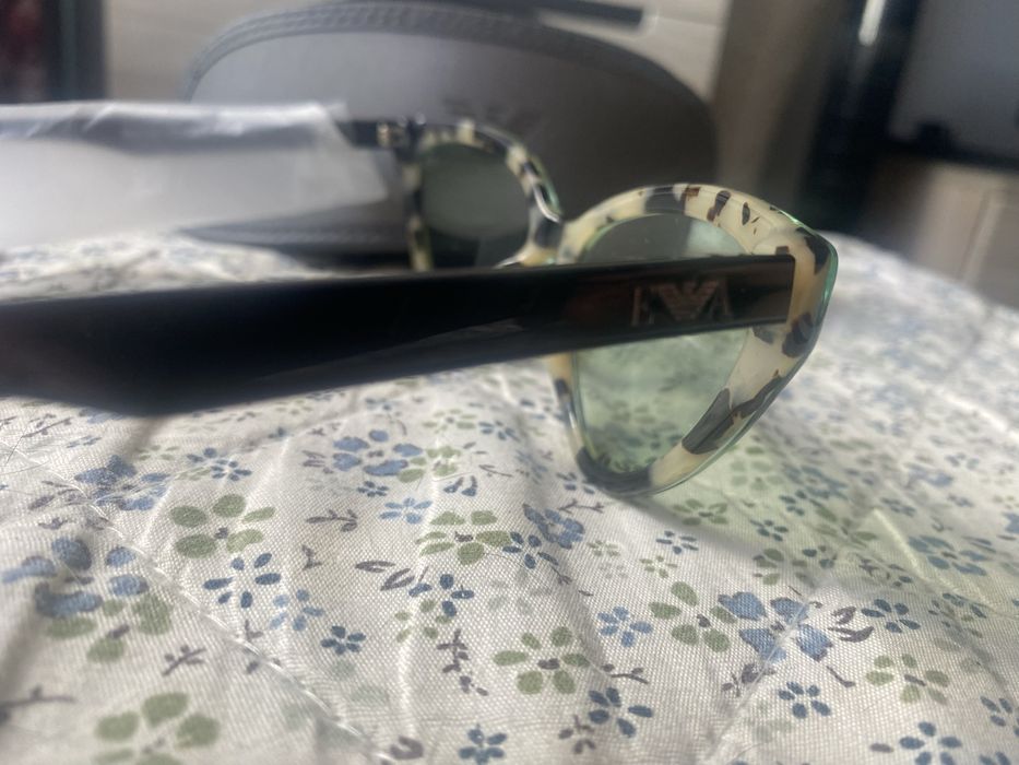 Okulary przeciwsloneczne Emporio Armani EA 4136.Nowe oryginalne