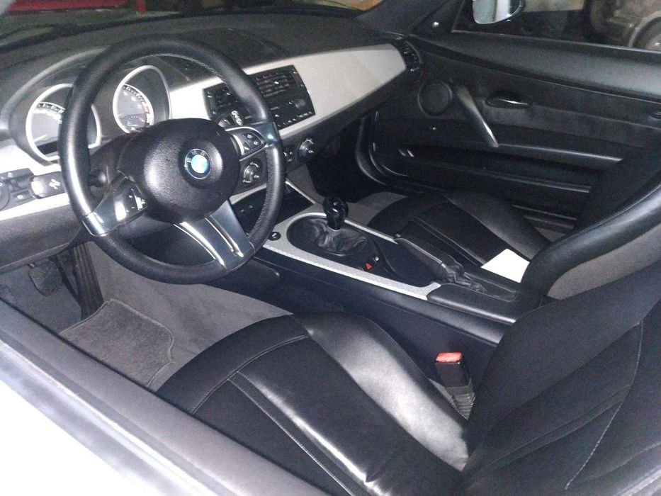 BMW Z4 Coupe 3.0 cc Raro Pombal • OLX.pt