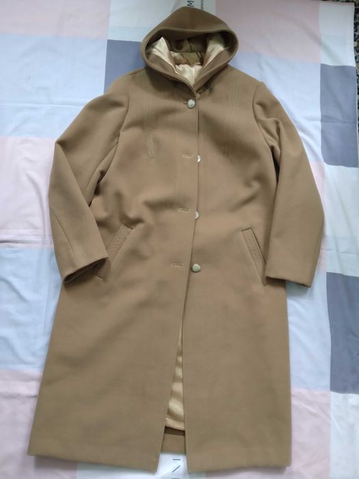 Жіночк пальто нове