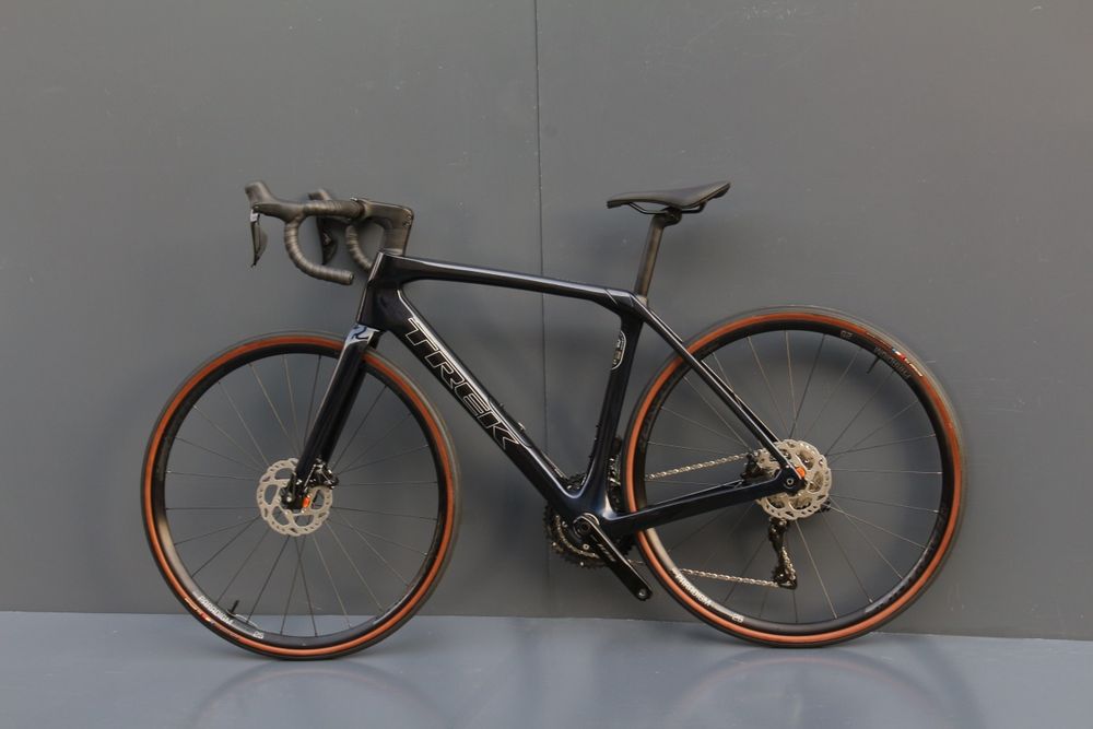Шосейний велосипед Trek Domane SL 6 Gen 4 Di2 105 2024. Новий.