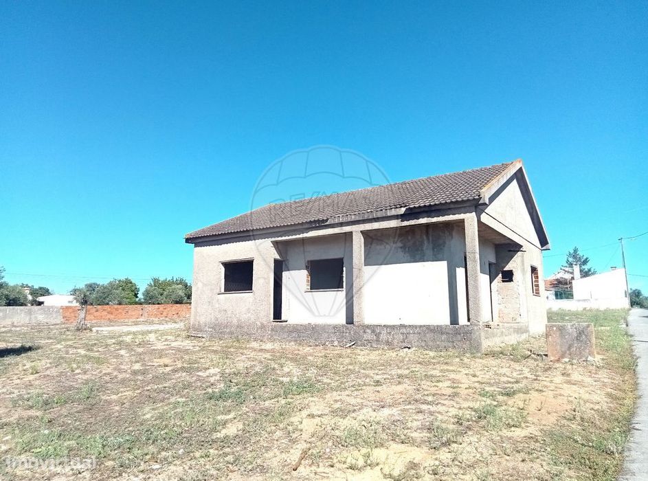 Moradia T2 para venda