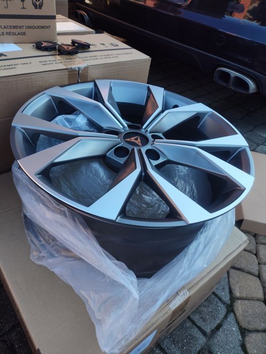 Fabrycznie nowe alufelgi 18 5x112 gwarancja FVAT cupra formentor audi