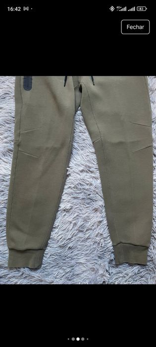 Nike Tech verde camuflado