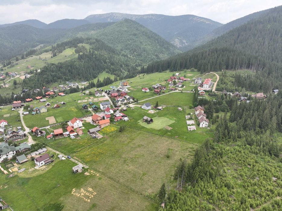 Земельна ділянка 1,16 га, с.Поляниця (Буковель), світло 30 кВт