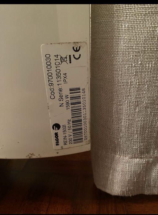 Aquecedor Fagor quente/ frio