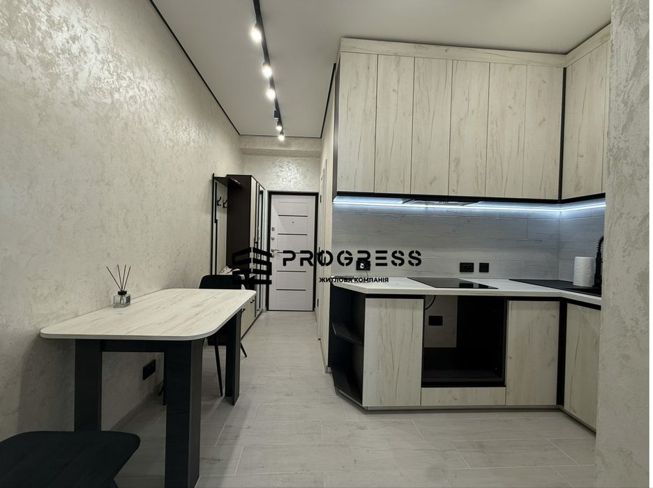 Продаж 1-кімнатної квартири район центр вул Кубійовича Вигідна ціна!