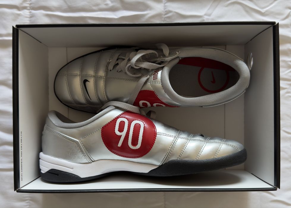 Nike Total 90 SP 3 metallic black