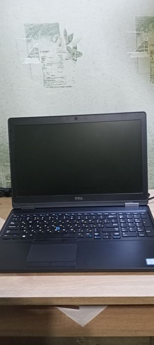 Ноутбук DELL latitude 5580