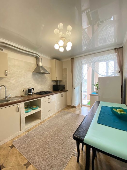 Центр. Крушельницької 55. 2 кімнати. Власник. Квартира подобово