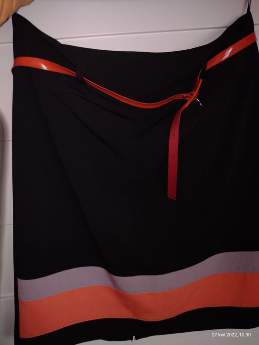 Spódniczka na podszewce z paskiem