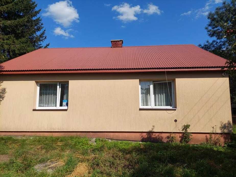 DOM na wsi wraz z budynkami gospodarczymi SPRZEDAM