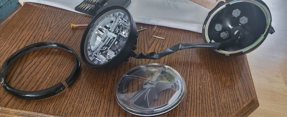 Lampa Triumph Bonneville Bobber