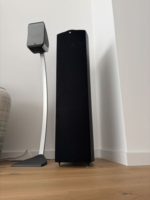 Colunas Chão Kef Q5 em Excelente Estado