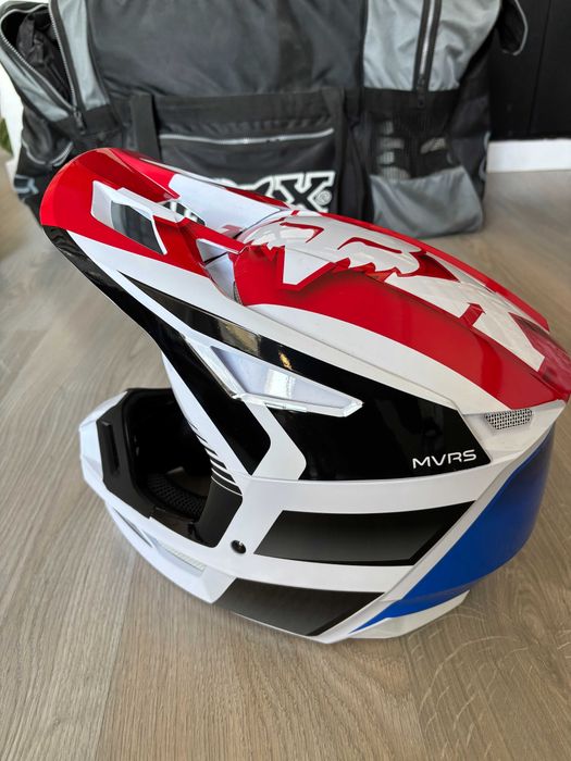 Capacete FOX V2 tamanho S437116452178513925