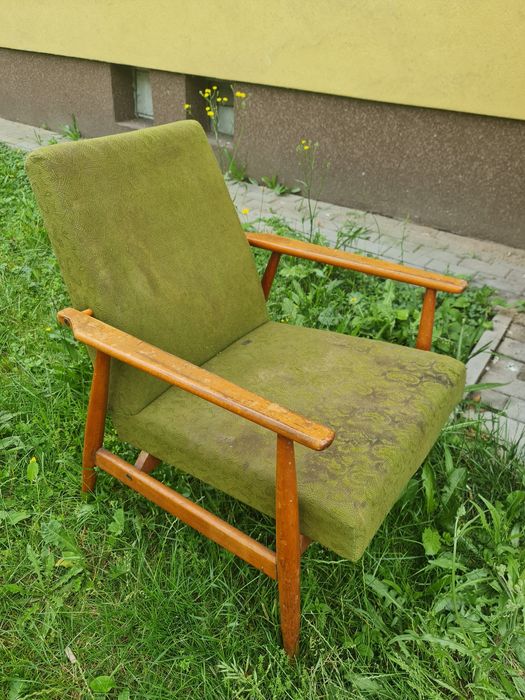 Fotel PRL Śnieżnik Henryk Lis 300-190