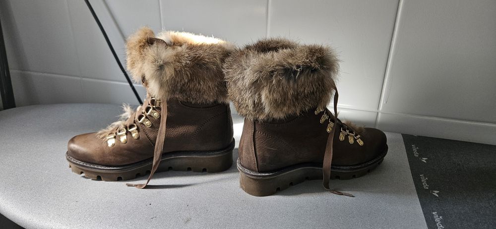 Botki damskie zimowe Lasocki