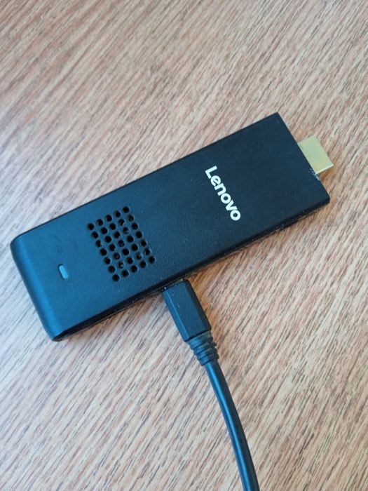 Продаю Lenovo IdeaCentre Stick 300
