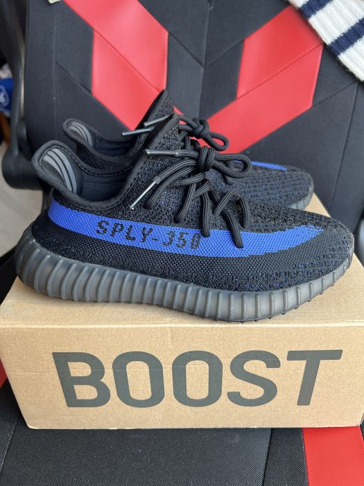 Adidas Yeezy Boost 350 V2 Dazzling Blue sneakersy niskie czarne 38 2/3