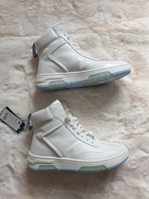 Buty Badura białe skóra 38