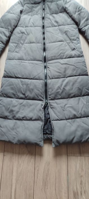 Теплий зимовий довгий пуховик
