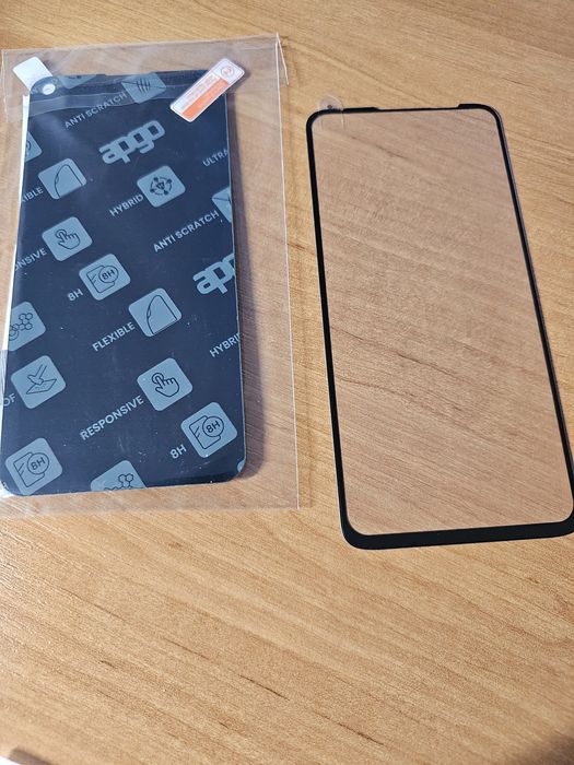 Smartfon Moto g8 power kompletny etui szkło plus drugi smartfon gratis