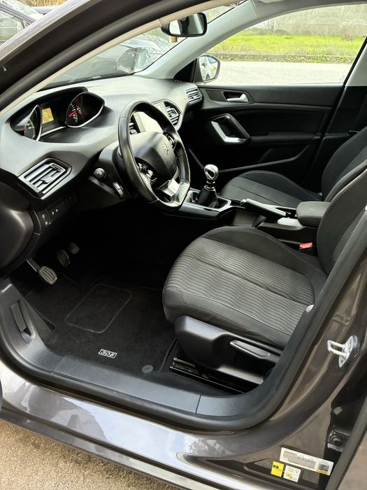 Peugeot 308 1.6 hdi 120cv