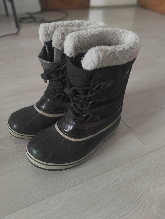 Черевики зимові жіночі Sorel Caribou - black/stone