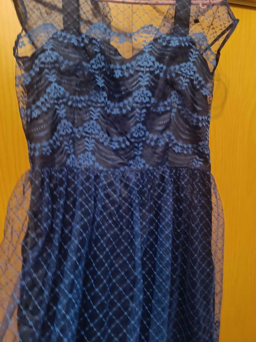 Vestido de cerimónia em renda 52 cm de cava