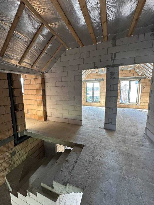 Продаж дуплексу, Заріччя